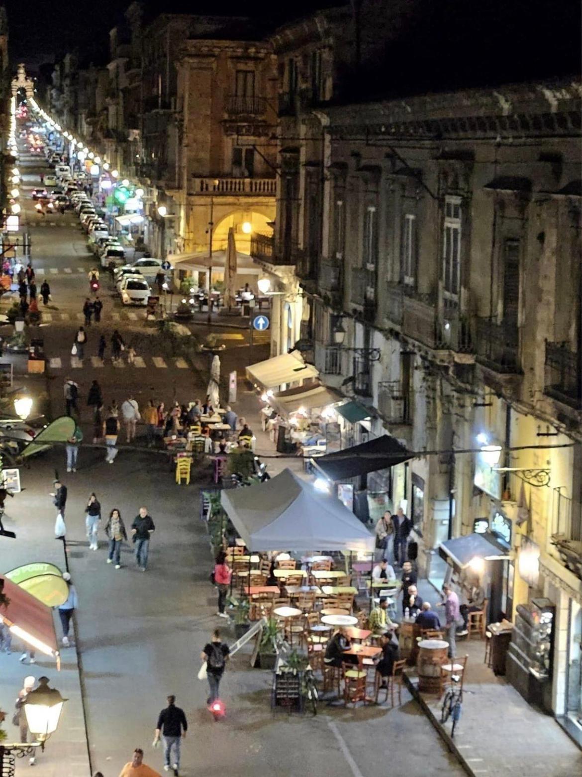 Central House Catania Historic Center Exterior photo
